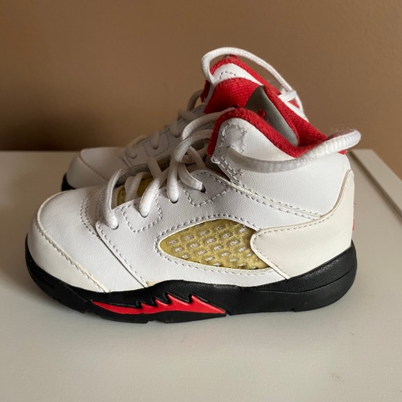Nike Air Jordan 5  Retro TD Low Fire Red Toddler 5C Shoe Sneaker 440890-100 - Picture 1 of 16